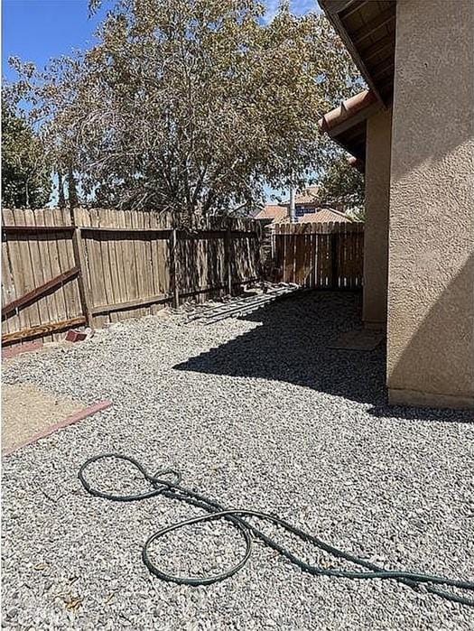 37713 57th St E, Palmdale, CA 93552 - view of fenced backyard