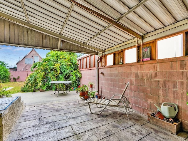 639 Magnolia Ave, Inglewood, CA 90301 - fenced backyard with a patio area