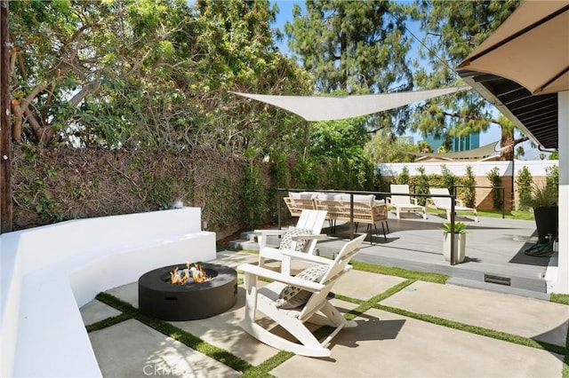 742 Hudson Ave, Costa Mesa, CA 92626 - view of patio / terrace with an outdoor fire pit