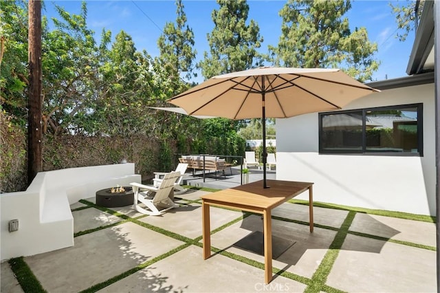 742 Hudson Ave, Costa Mesa, CA 92626 - view of patio / terrace featuring an outdoor living space with a fire pit