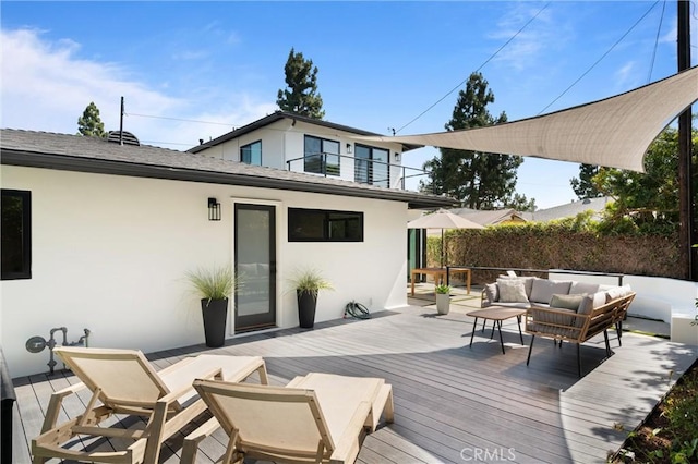 742 Hudson Ave, Costa Mesa, CA 92626 - wooden terrace featuring an outdoor living space