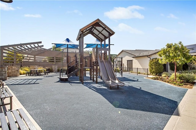 32172 Verbena Way, Temecula, CA 92591 - community play area featuring a pergola