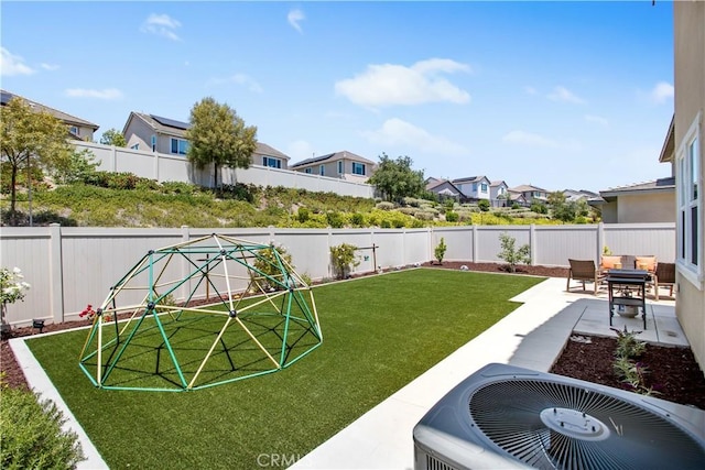 32172 Verbena Way, Temecula, CA 92591 - view of yard featuring cooling unit, a residential view, and a patio