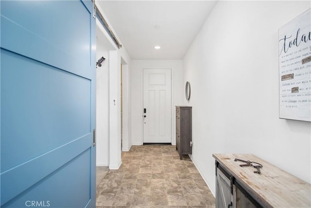 32172 Verbena Way, Temecula, CA 92591 - corridor featuring baseboards