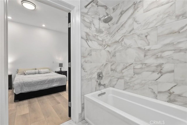 178 S Euclid Ave Unit 106, Pasadena, CA 91101 - ensuite bathroom with shower / washtub combination and recessed lighting