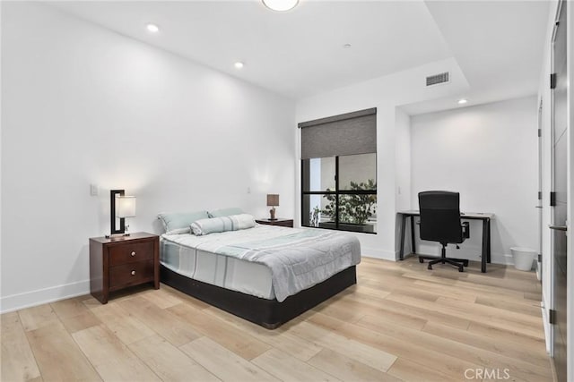 178 S Euclid Ave Unit 106, Pasadena, CA 91101 - bedroom with light wood-type flooring, an office area, recessed lighting, and baseboards