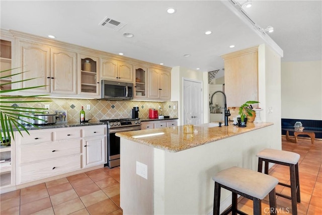 12775 Rain Shadow Rd, Victorville, CA 92395 - photo 12