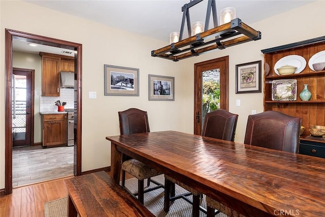 881 Country Club Dr, Burbank, CA 91501 - photo 8