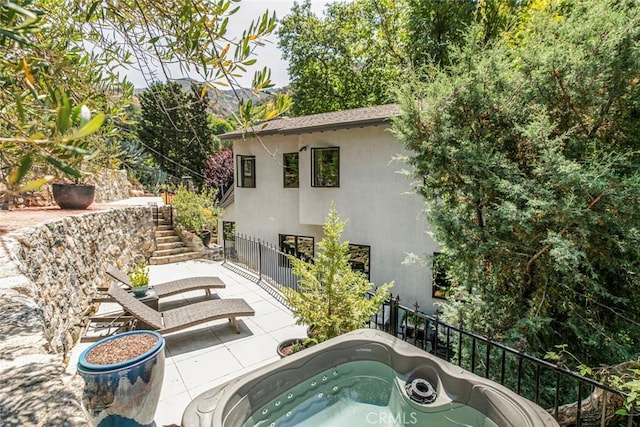 881 Country Club Dr, Burbank, CA 91501 - photo 18