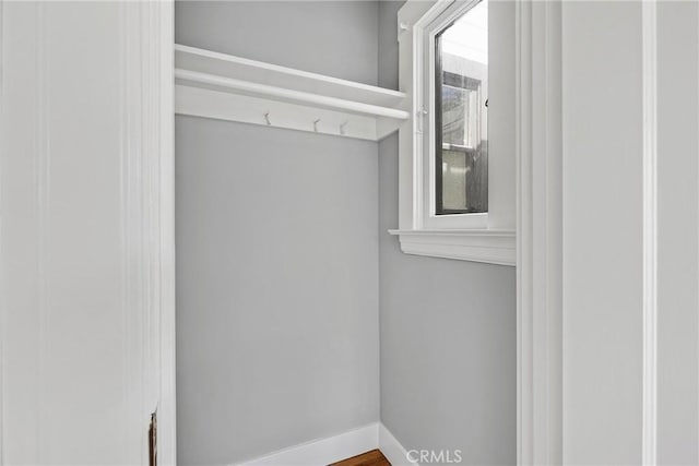 874 41st Ave, San Francisco, CA 94121 - mudroom with baseboards