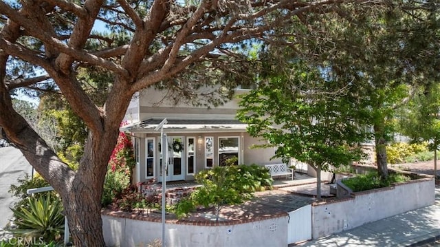 1801 Laurel Ave, Manhattan Beach, CA 90266 - view of front of house with french doors