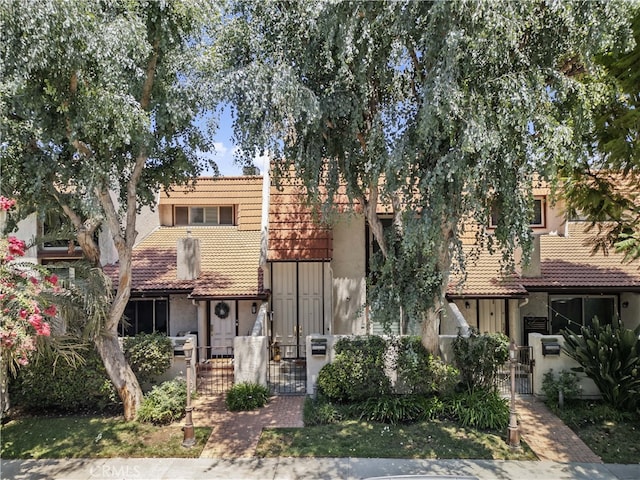 222551/4 Erwin St, Woodland Hills, CA 91367 - photo 2