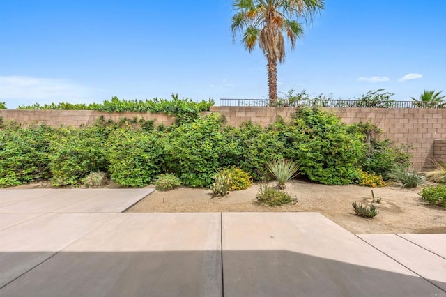 74158 Pele Pl, Palm Desert, CA 92211 - view of patio / terrace