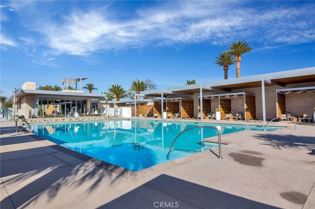 175 Cadence, Irvine, CA 92618 - community pool with a patio area