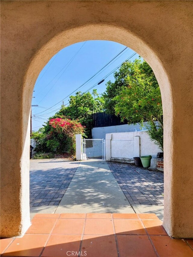 4297 Moonstone Dr, Los Angeles, CA 90032 - view of patio