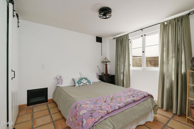 422 Foothill Dr, Fillmore, CA 93015 - view of tiled bedroom