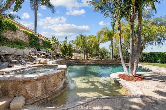 29012 Madrid Pl, Castaic, CA 91384 - view of pool featuring a pool with connected hot tub