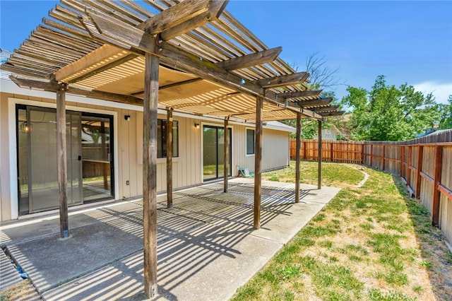 7000 Verdure Way, Elk Grove, CA 95758 - view of patio with a pergola