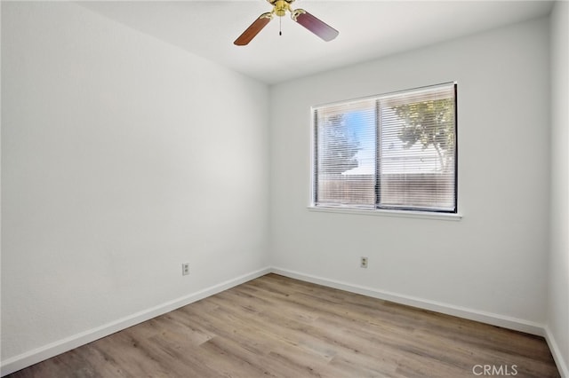 7000 Verdure Way, Elk Grove, CA 95758 - unfurnished room featuring light wood-type flooring, baseboards, and a ceiling fan