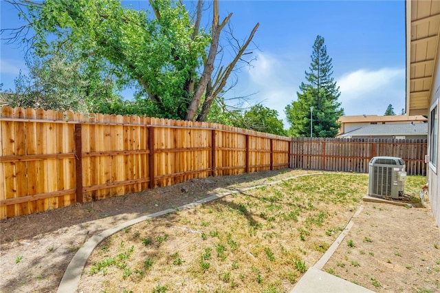 7000 Verdure Way, Elk Grove, CA 95758 - fenced backyard featuring central AC unit