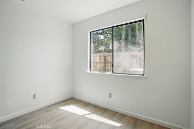 7000 Verdure Way, Elk Grove, CA 95758 - spare room with baseboards and light wood-style floors