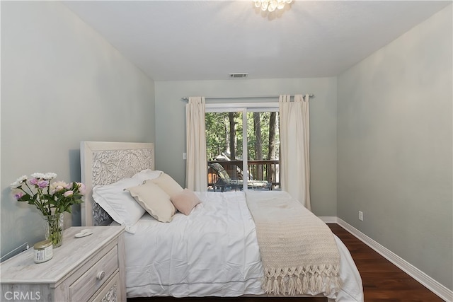 405 Terrace Rd, Lake Arrowhead, CA 92352 - bedroom with access to exterior, dark wood-style flooring, and baseboards
