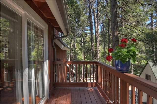 405 Terrace Rd, Lake Arrowhead, CA 92352 - view of deck