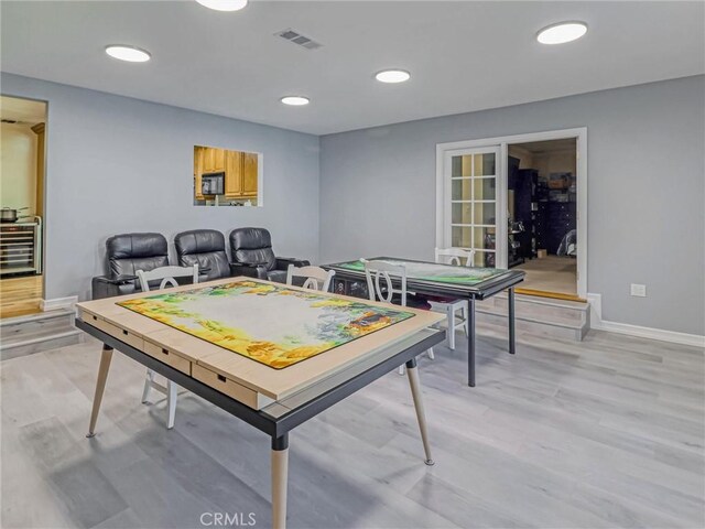 5436 Bonfair Ave, Lakewood, CA 90712 - rec room featuring light wood-style flooring, baseboards, and recessed lighting