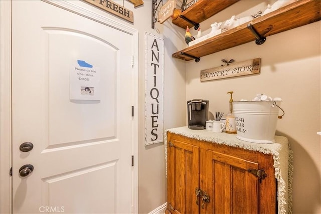 25687 Red Hawk Rd, Corona, CA 92883 - detailed view of baseboards