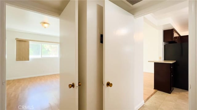 919 E Ln Palma Dr Unit 4, Inglewood, CA 90301 - hall featuring light wood-type flooring