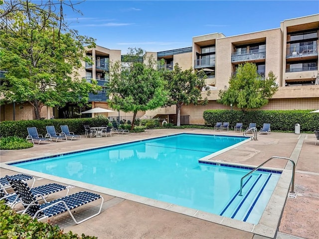 4499 Via Marisol Unit 105A, Los Angeles, CA 90042 - community pool with a patio