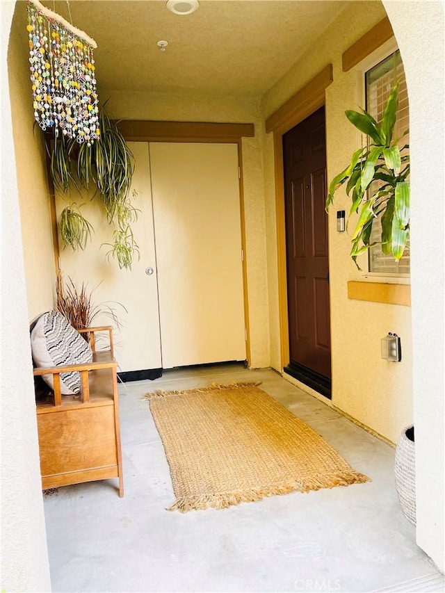 14120 W Willow Ln, Van Nuys, CA 91405 - doorway to property