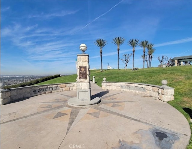 2244 Molino Ave, Signal Hill, CA 90755 - view of patio / terrace