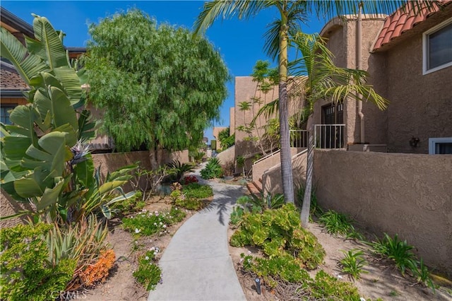 2244 Molino Ave, Signal Hill, CA 90755 - view of community