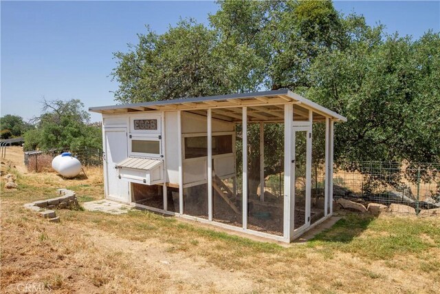 33708 Bronco Ln, Squaw Valley, CA 93675 - view of poultry coop