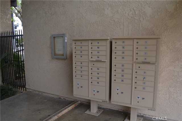 15351 Orange Ave Unit 25, Paramount, CA 90723 - view of property's community featuring mail area