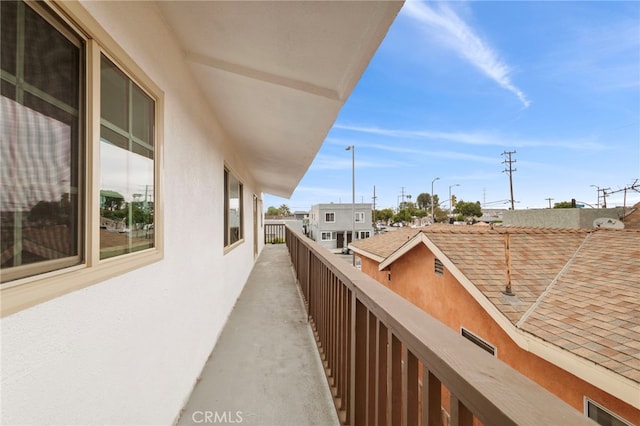 10010 S San Pedro St, Los Angeles, CA 90003 - view of balcony