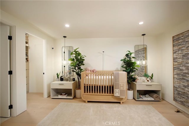 3863 Sherwood Pl, Sherman Oaks, CA 91423 - bedroom featuring wood finished floors and recessed lighting