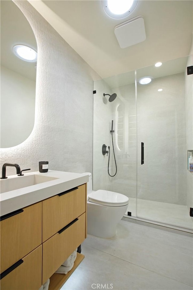 3863 Sherwood Pl, Sherman Oaks, CA 91423 - full bath featuring vanity, a shower stall, and toilet