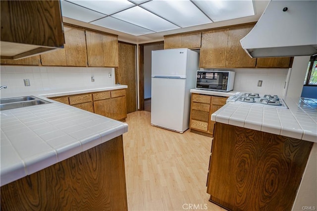 34155 Castlehaven Rd, Agua Dulce, CA 91390 - photo 21
