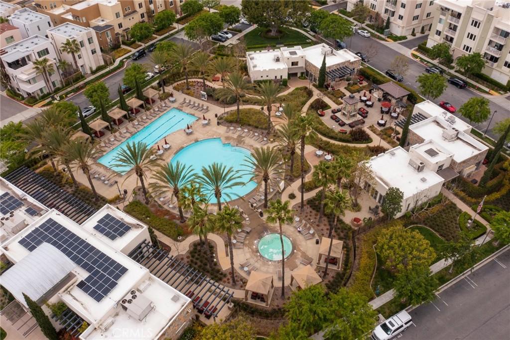 5547 Strand Unit 101, Hawthorne, CA 90250 - bird's eye view of a pool