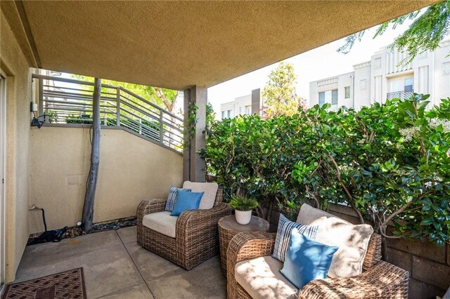 5547 Strand Unit 101, Hawthorne, CA 90250 - view of patio