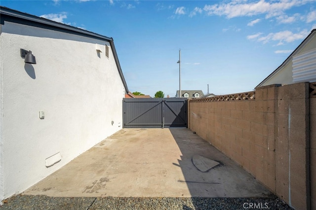 6082 Bannock Rd, Westminster, CA 92683 - view of patio / terrace with a gate