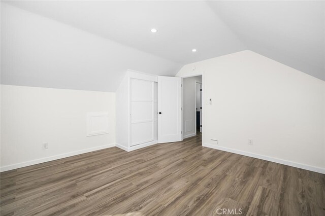 6082 Bannock Rd, Westminster, CA 92683 - bonus room featuring vaulted ceiling, wood finished floors, baseboards, and recessed lighting