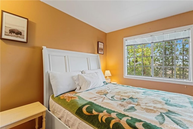 1285 Yukon Dr, Lake Arrowhead, CA 92352 - view of bedroom