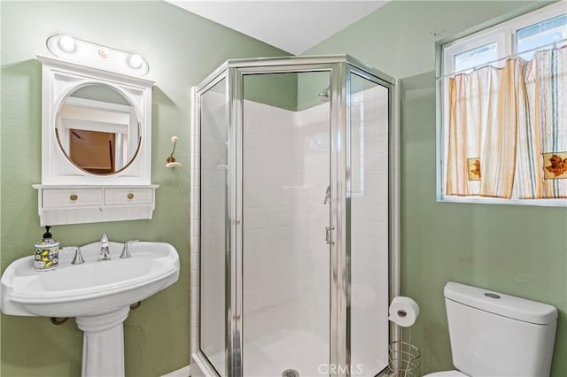 1285 Yukon Dr, Lake Arrowhead, CA 92352 - bathroom with toilet and a shower stall