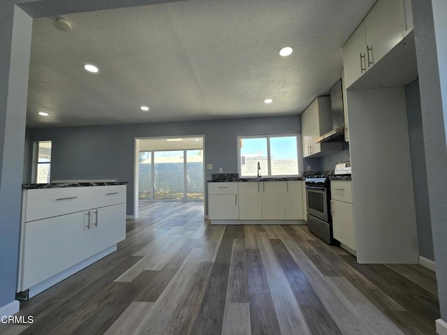 25040 Yucca Dr, Moreno Valley, CA 92553 - photo 14