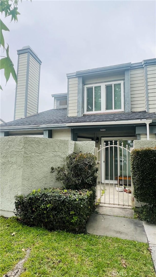 9009 Buckles St, Downey, CA 90241 - view of entrance to property