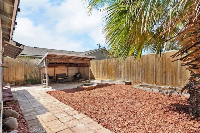 7791 Sherwood Blvd, Los Molinos, CA 96055 - fenced backyard with a patio area and a pergola