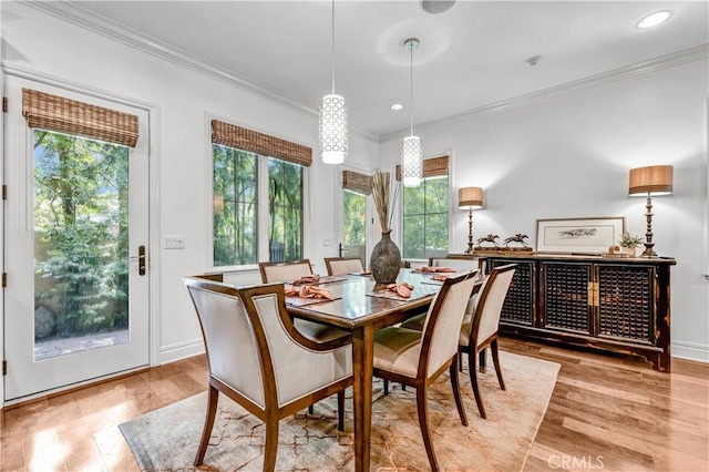 638 Sierra Madre Blvd Unit D, Sierra Madre, CA 91024 - dining area featuring plenty of natural light, light wood-style flooring, ornamental molding, and recessed lighting